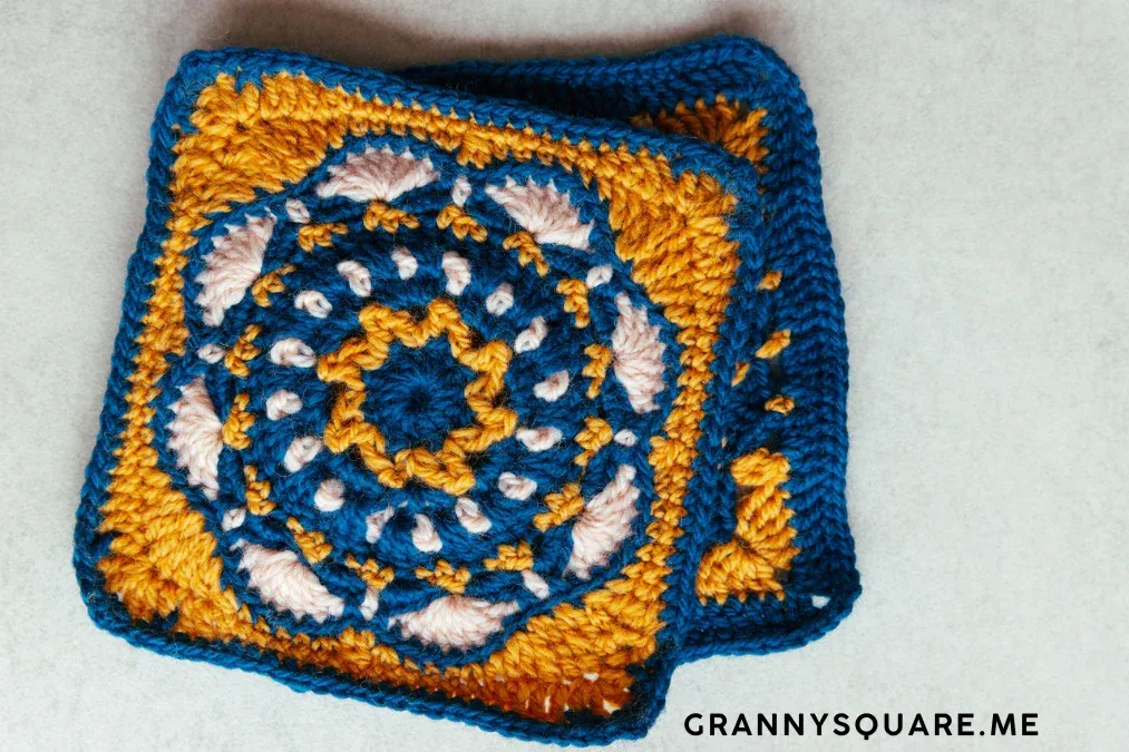 70's Unusual Granny Square — Free Retro Crochet Pattern — photo 2