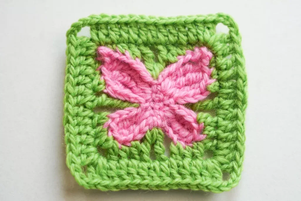 Butterfly Granny Square – Free Crochet Pattern