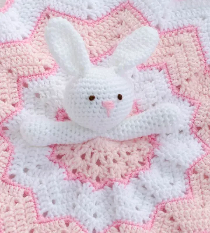 Crochet Bunny Lovey Blanket – A Bunny to Love (Free Pattern) — photo 4