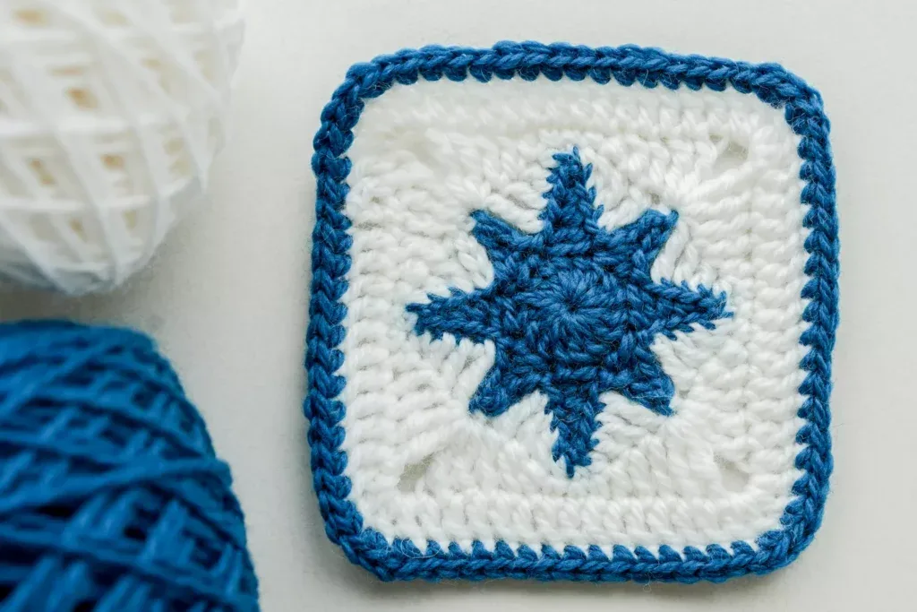 Crochet Coastal Star Granny Square – Free Pattern