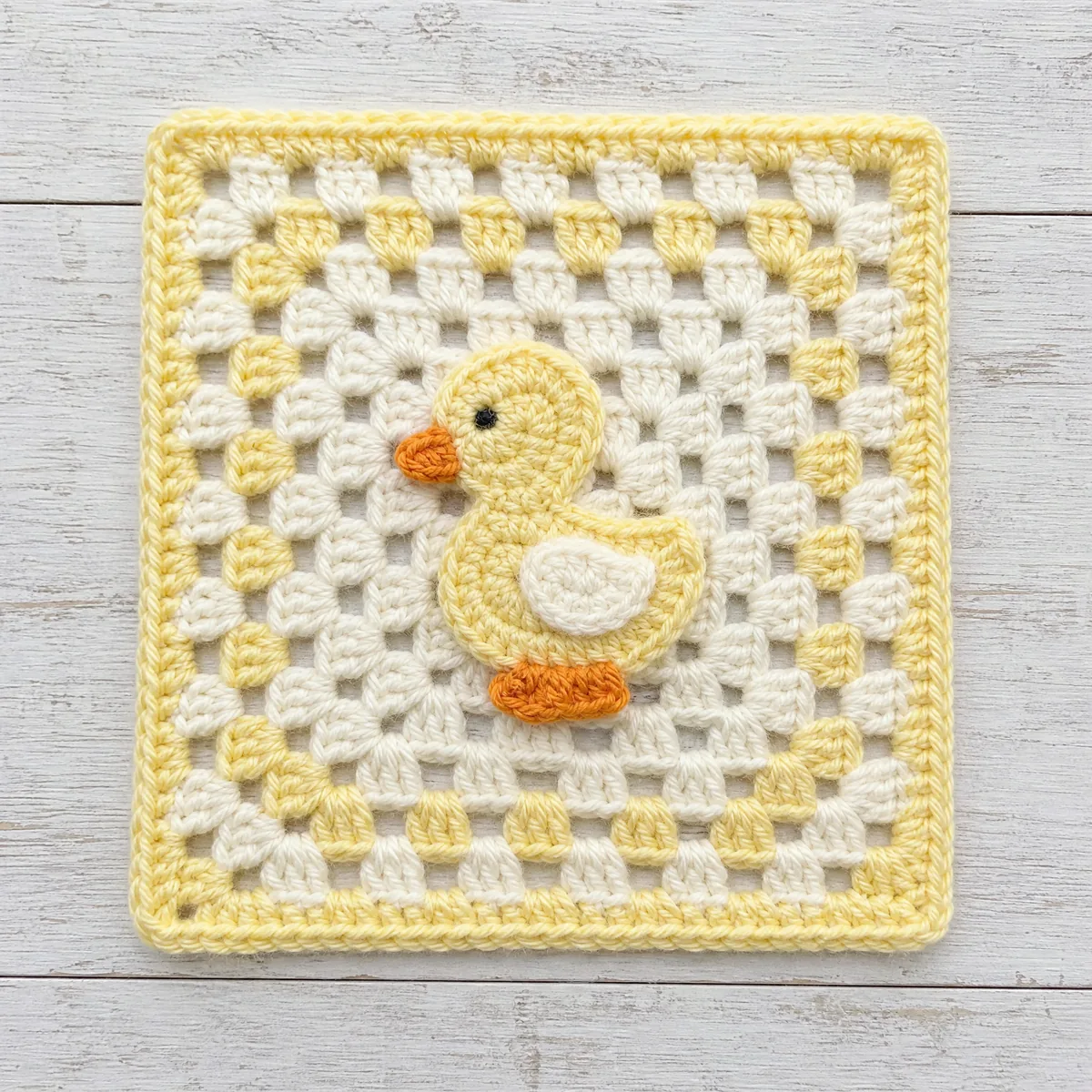 Duckling Granny Square — A Sweet Beginner Appliqué Pattern