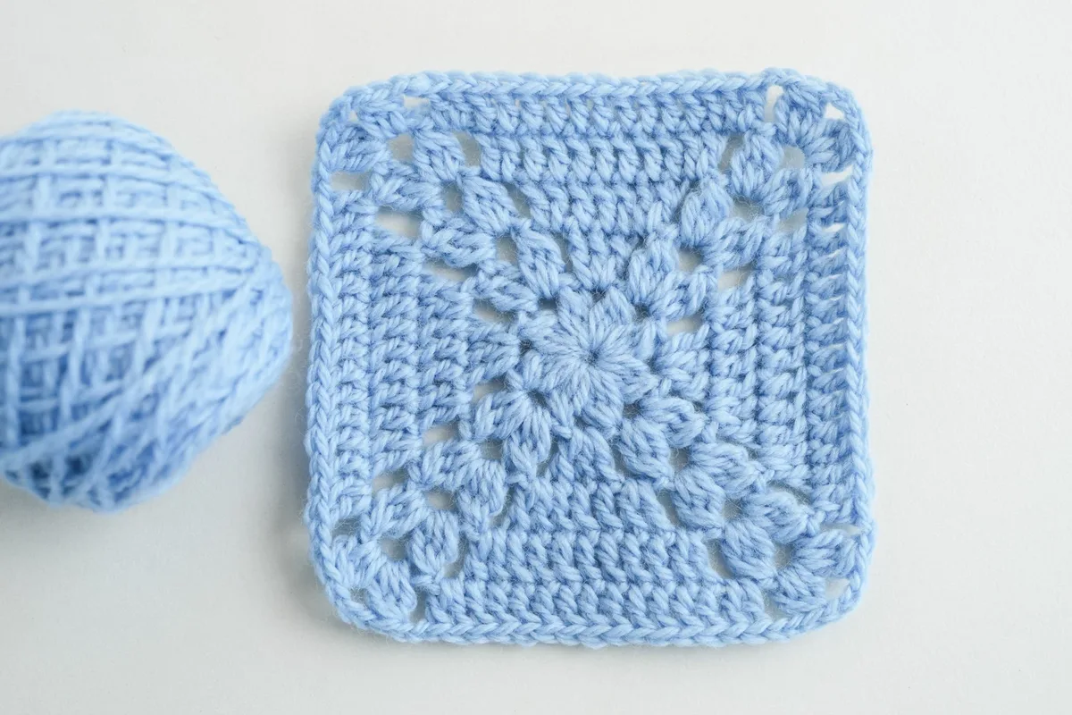 Farmhouse Granny Square: A Textured Bobble Crochet Pattern