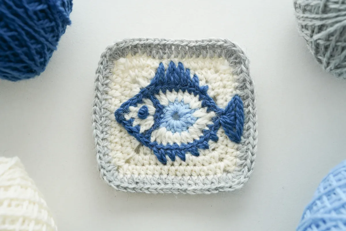 Fish Granny Square — Free Crochet Pattern for a Colorful Fish Motif