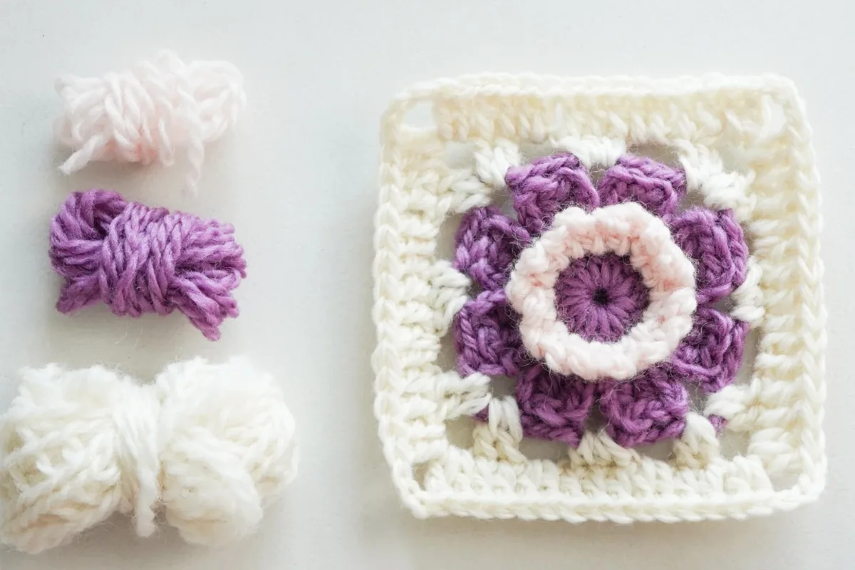 How to Crochet a Provence Flower Granny Square – Free Pattern
