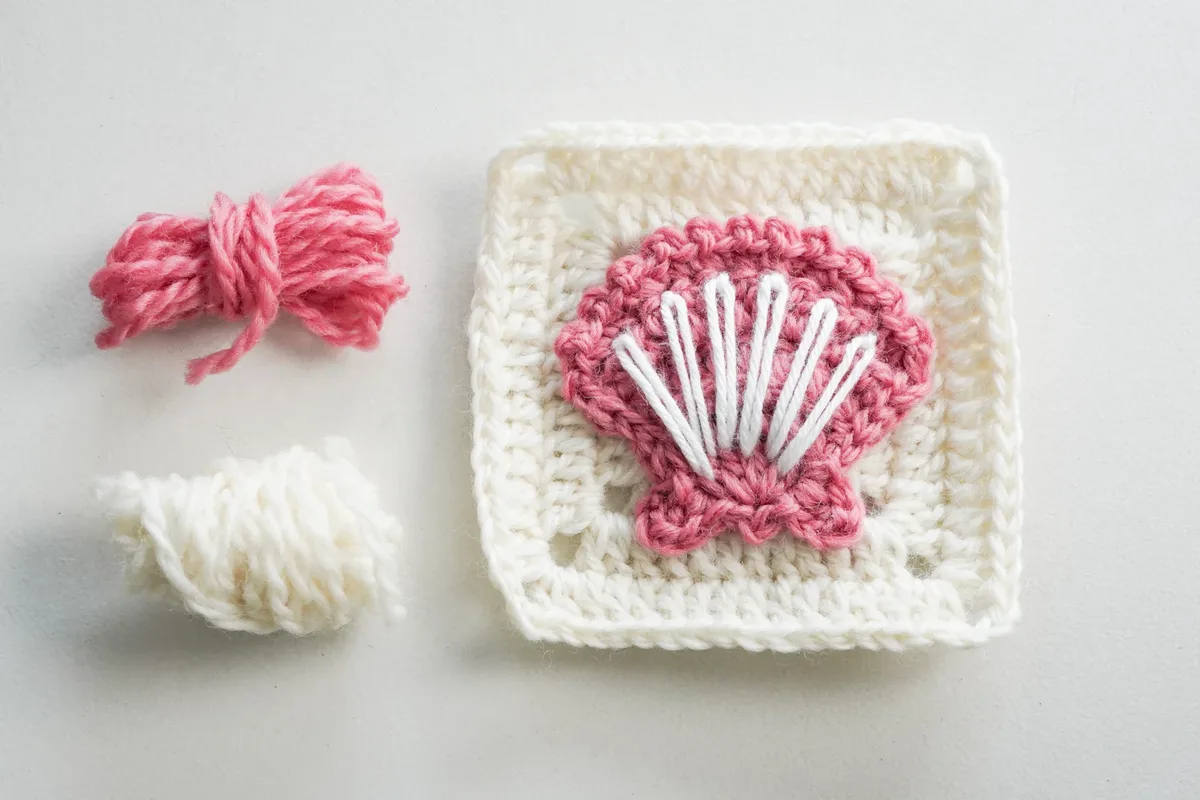Seashell Granny Square — Free Crochet Pattern with Textured Shell Appliqué