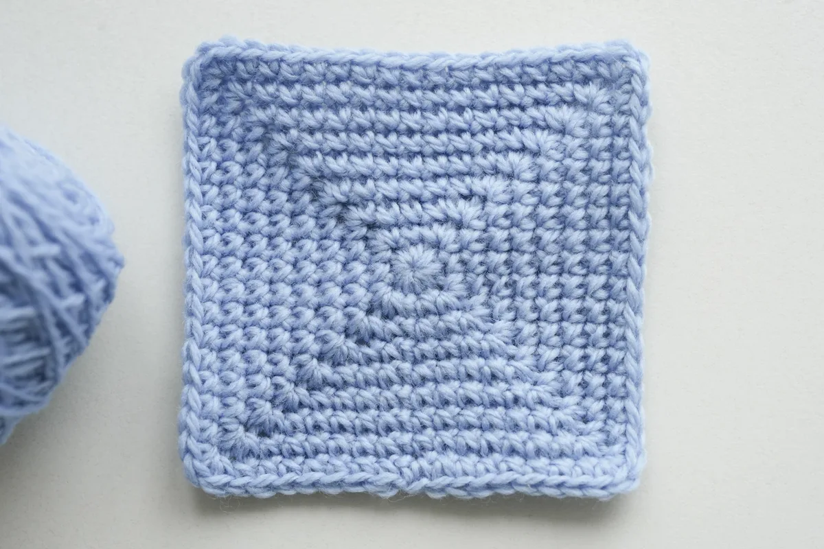 Single Crochet Granny Square - Free Pattern for a Solid, No-Gap Square