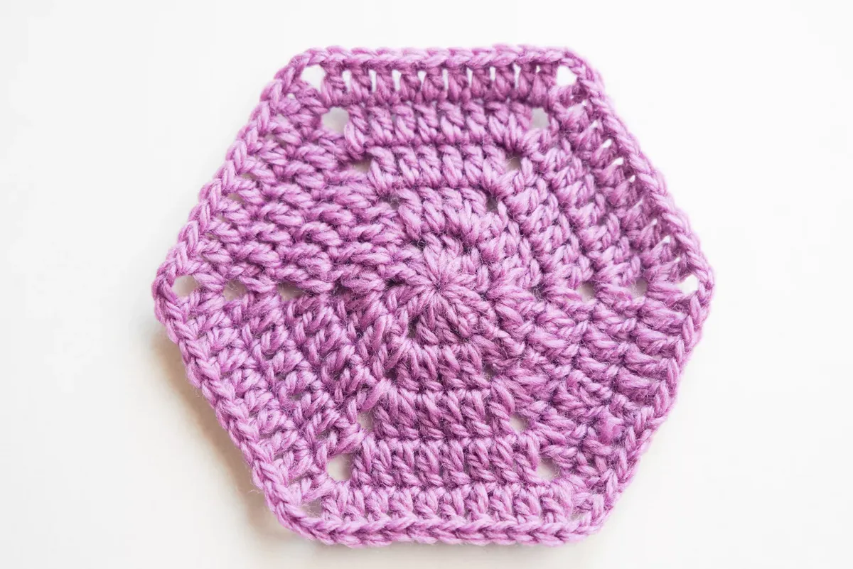 How to Make a Solid Hexagon: Free Crochet Granny Hexagon Pattern
